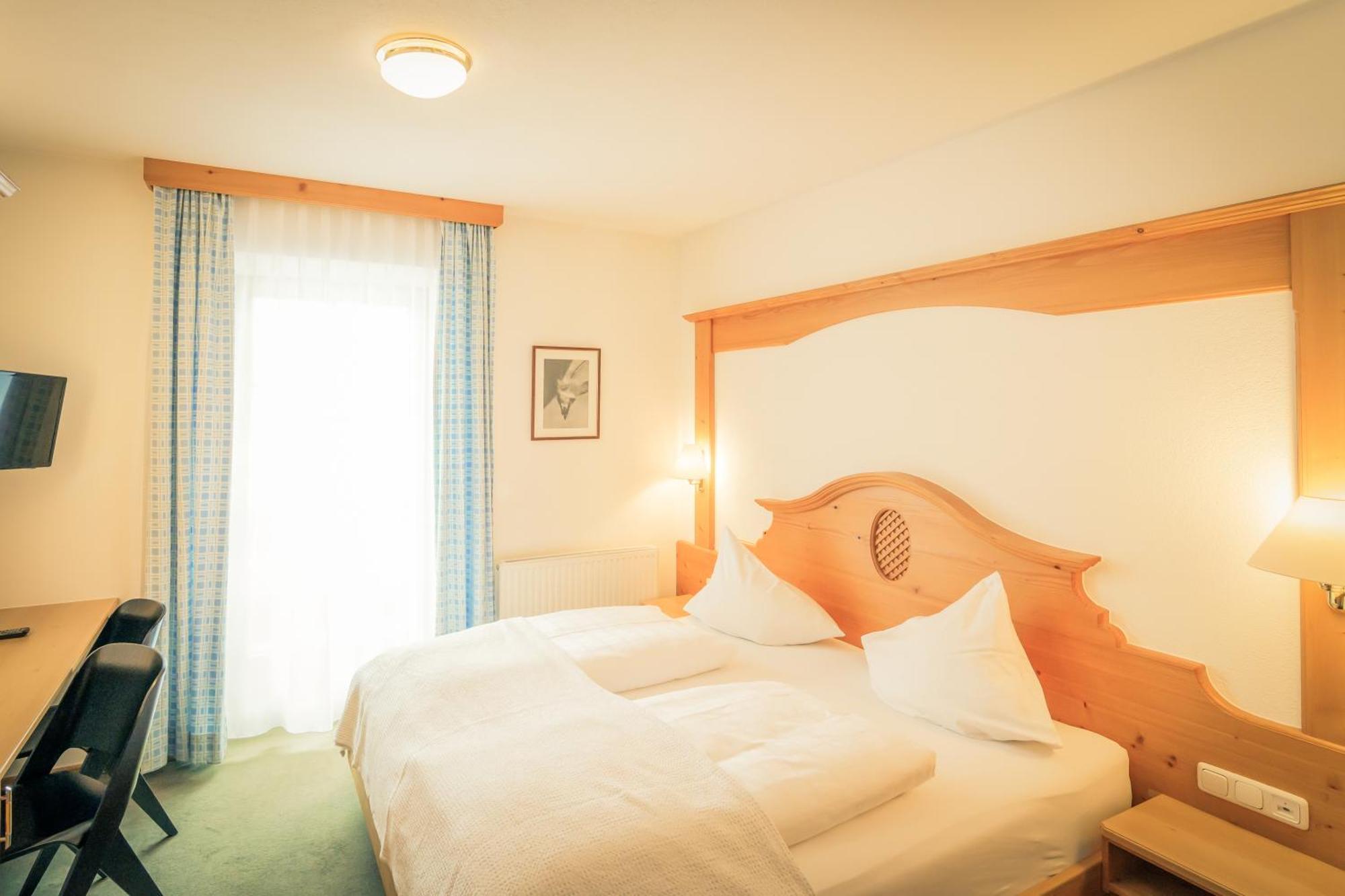 Posthotel Lechtal, Arlberg Holzgau Esterno foto