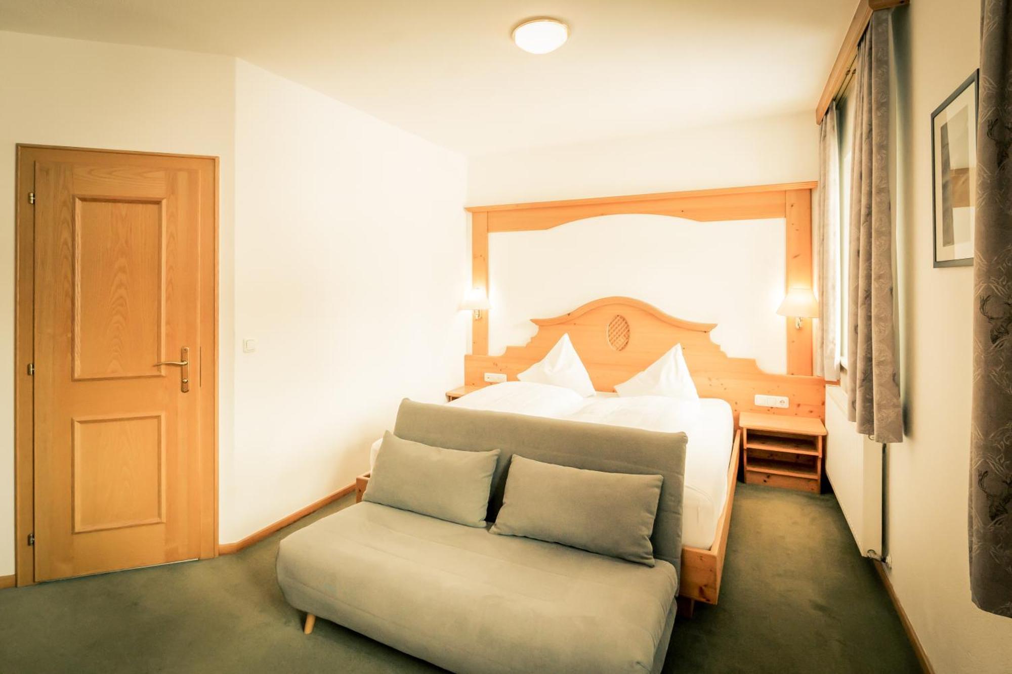 Posthotel Lechtal, Arlberg Holzgau Esterno foto