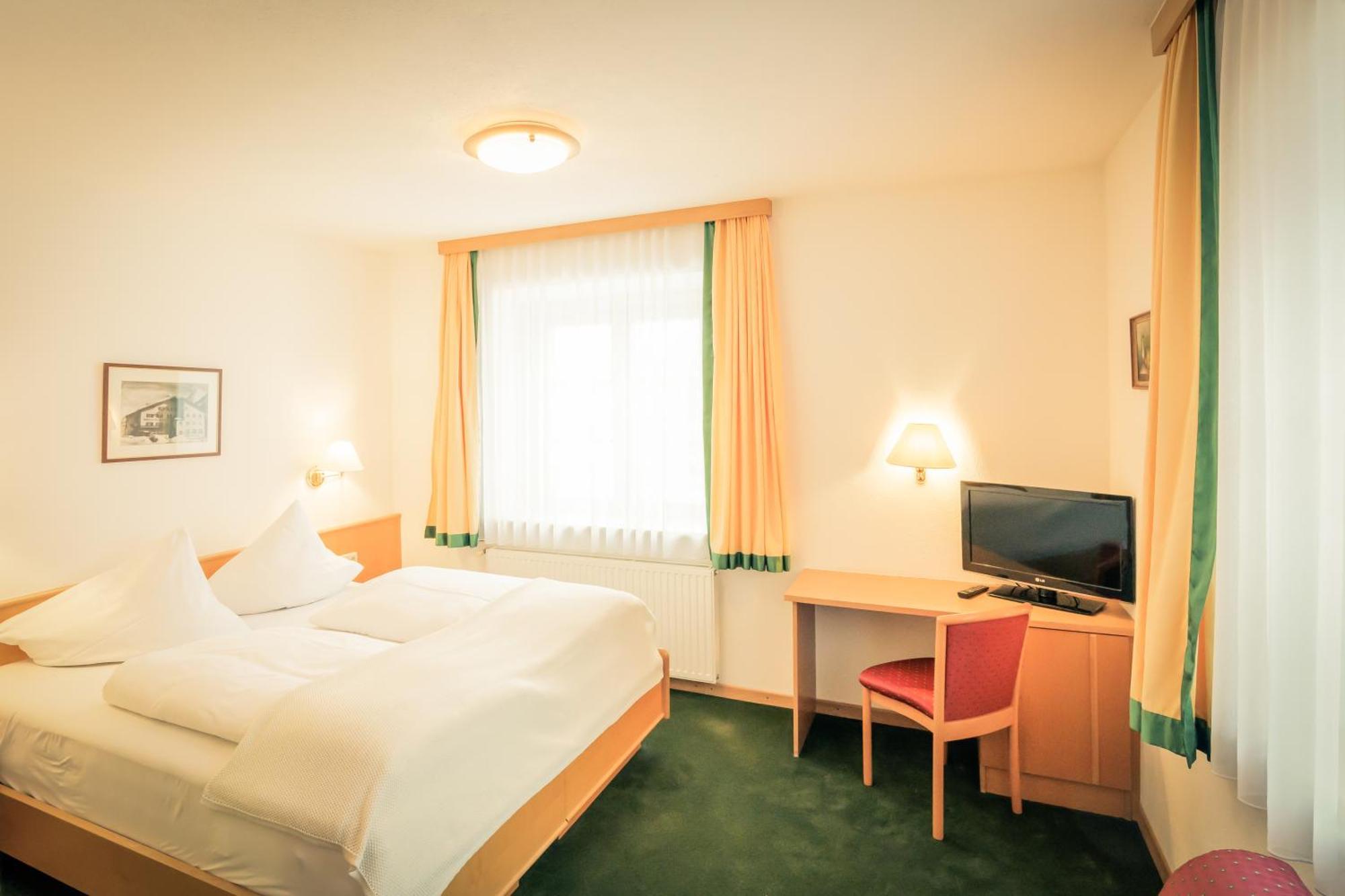 Posthotel Lechtal, Arlberg Holzgau Esterno foto